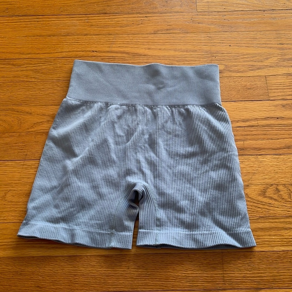 Amazon biker shorts size medium